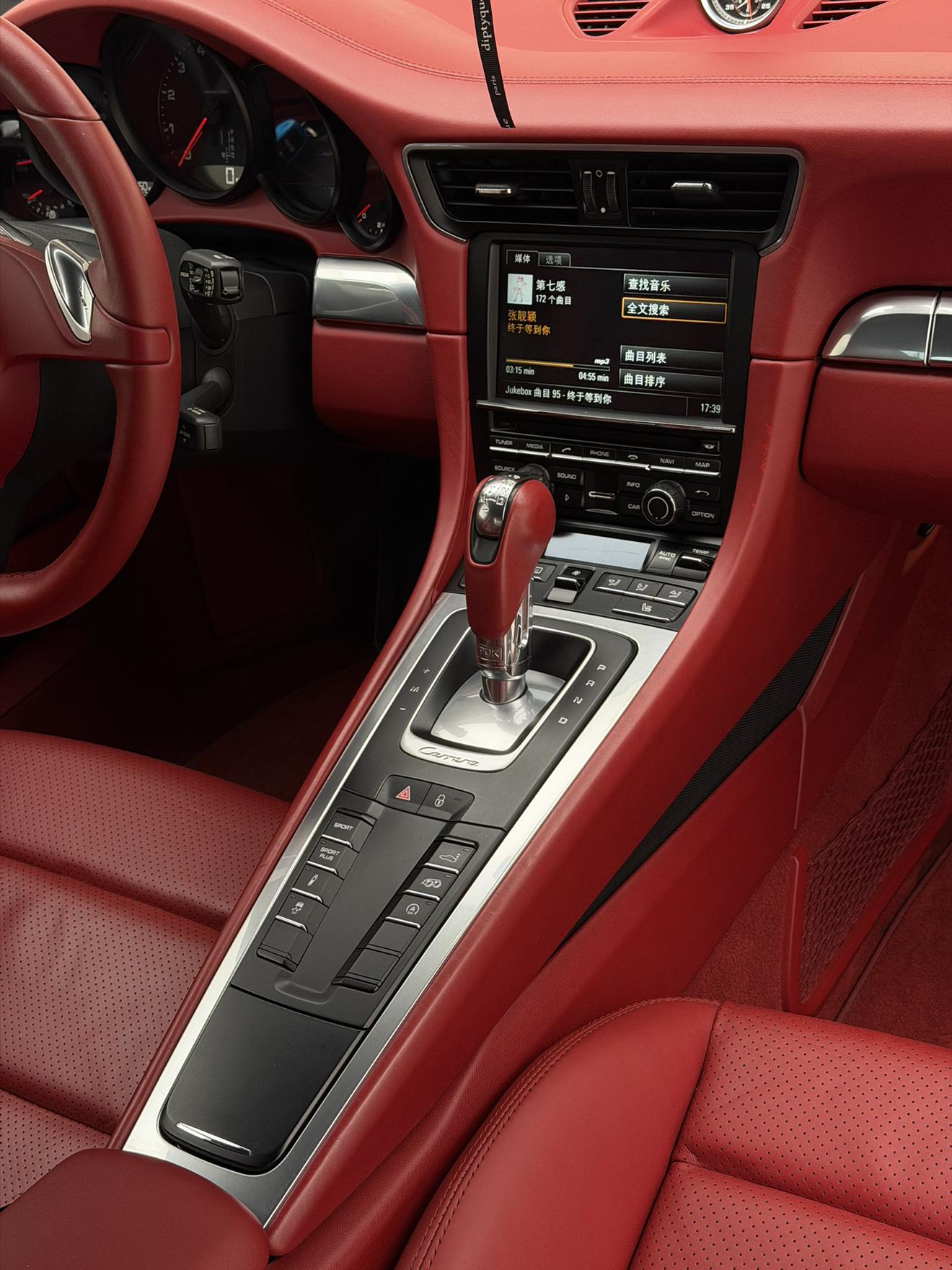 Porsche 911 2012 thumb 9