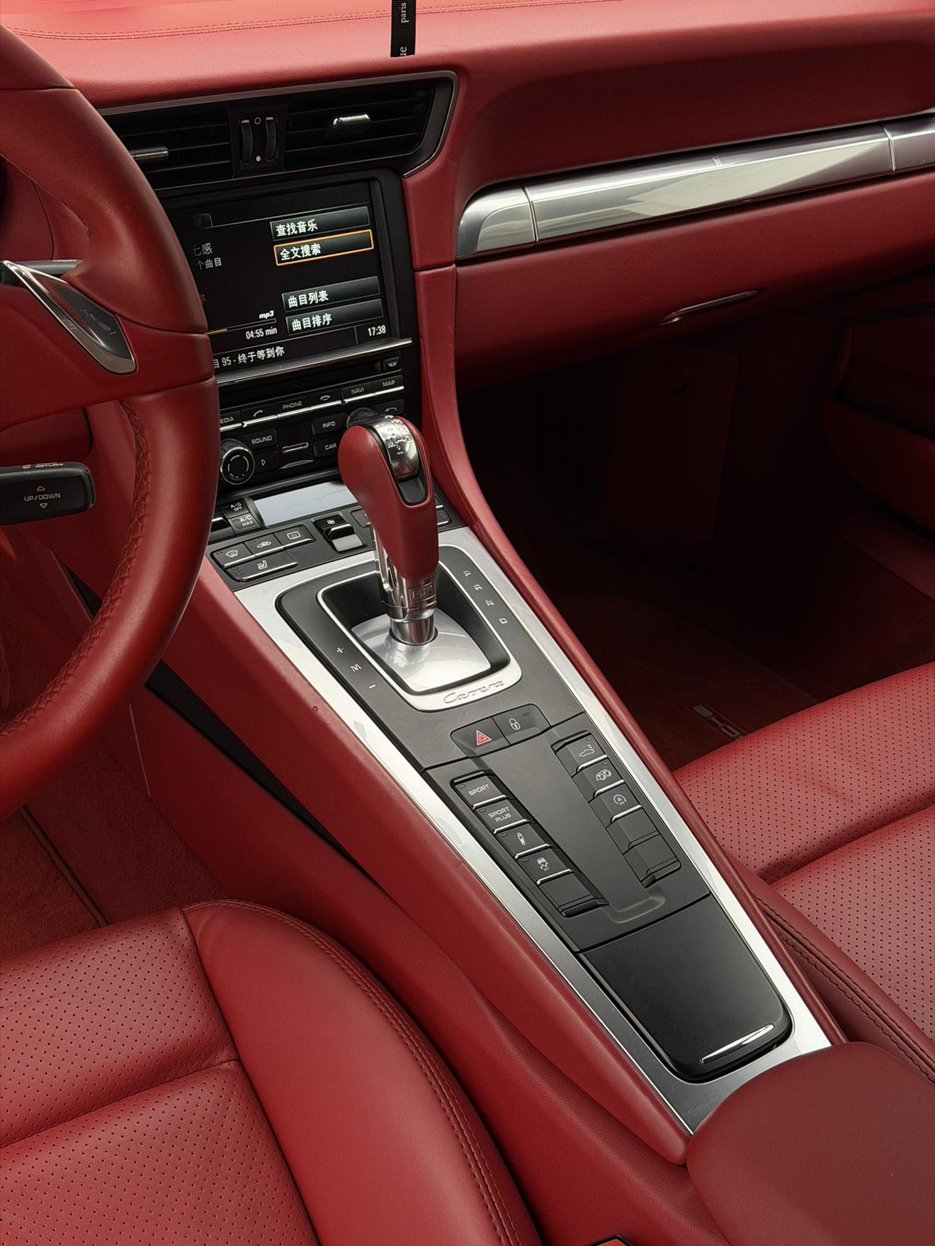 Porsche 911 2012 thumb 12