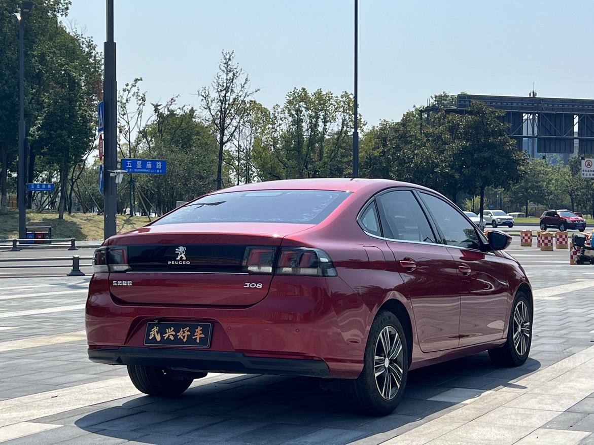 Peugeot 308 2018 thumb 5