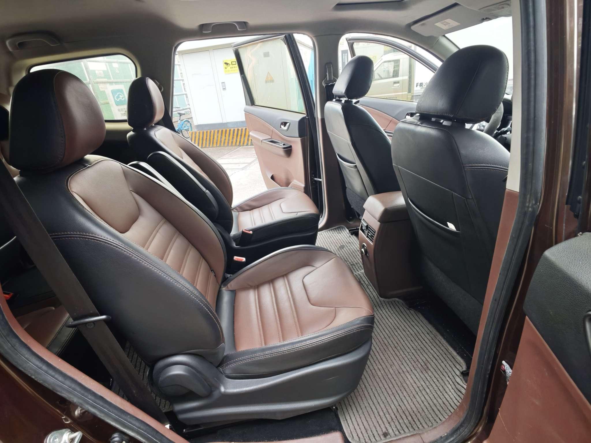 Dongfeng Fengxing SX6 2016 thumb 7