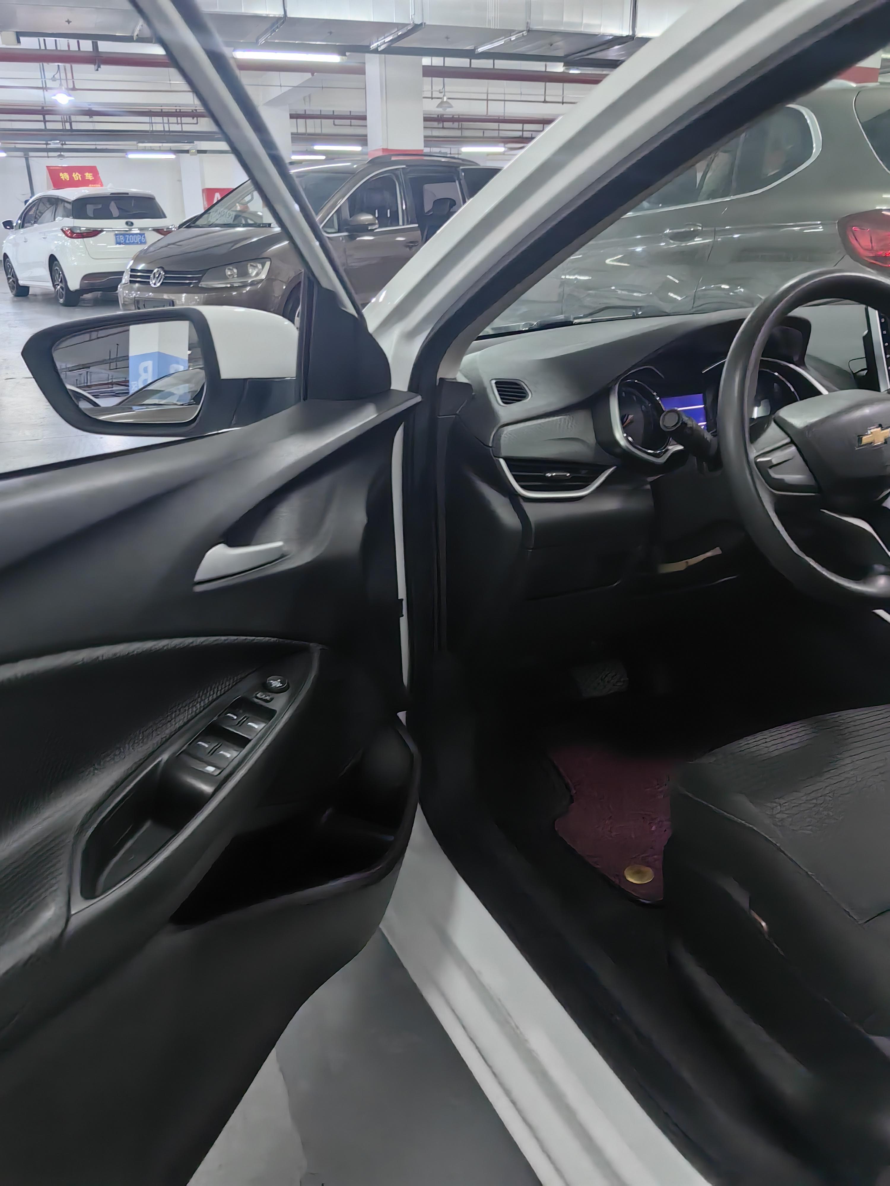 Chevrolet Cavalier 2020 thumb 5