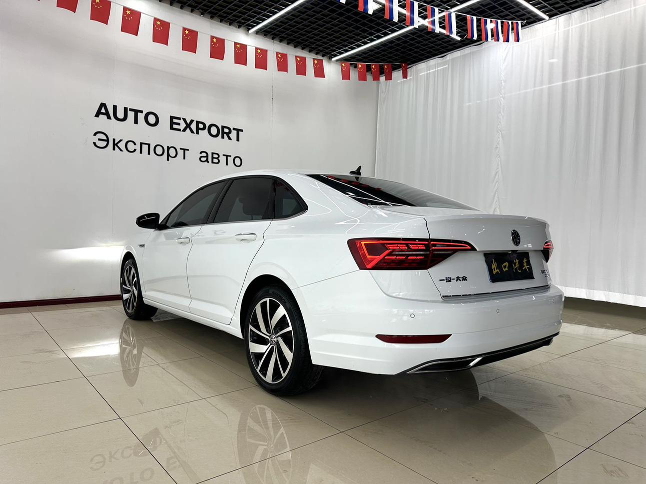 Volkswagen Sagitar 2022 thumb 2