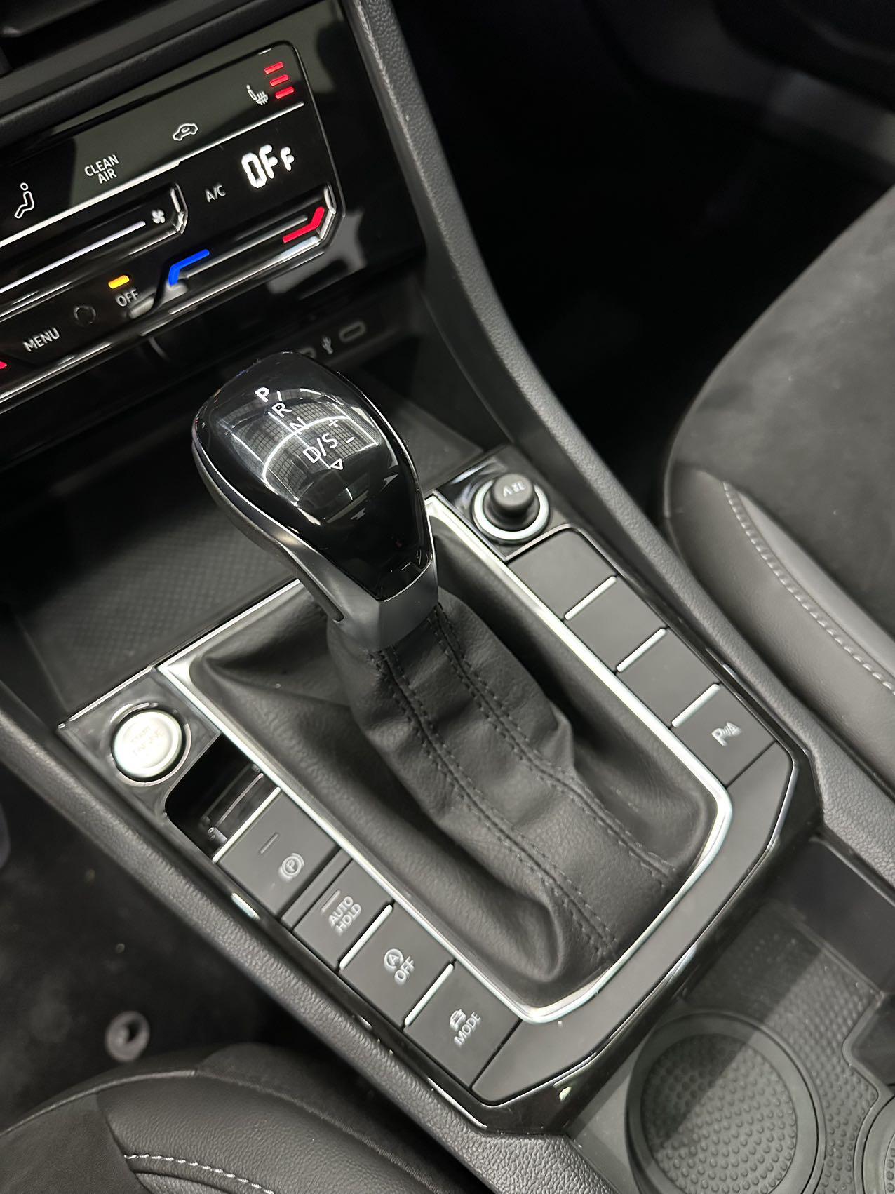 Volkswagen Sagitar 2022 thumb 10