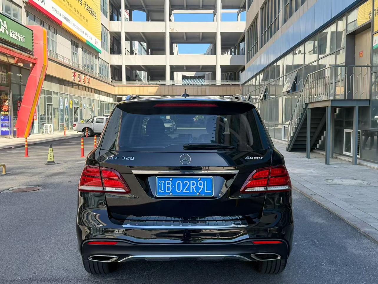 Mercedes-Benz GLE 2016 thumb 2