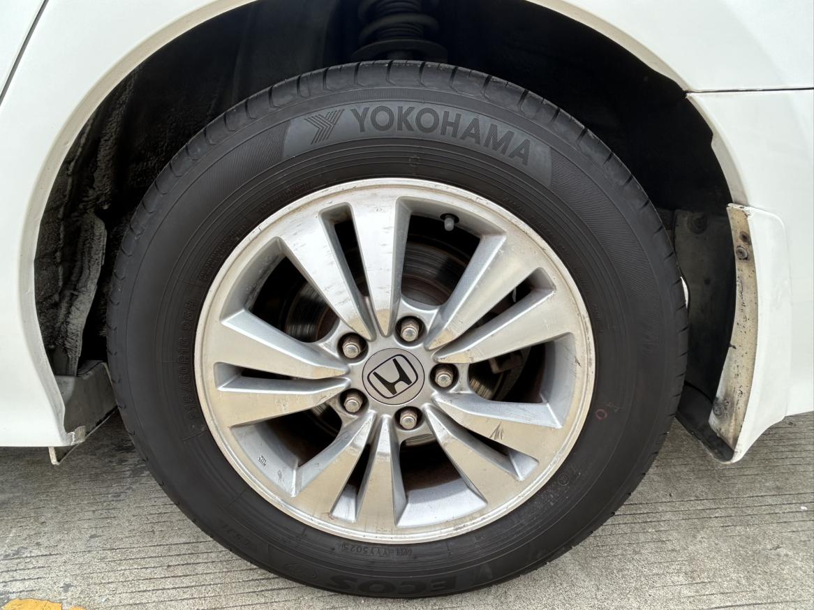 Honda Accord 2011 thumb 10
