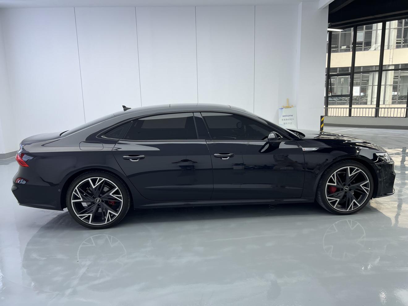 Audi A7 2025 thumb 3