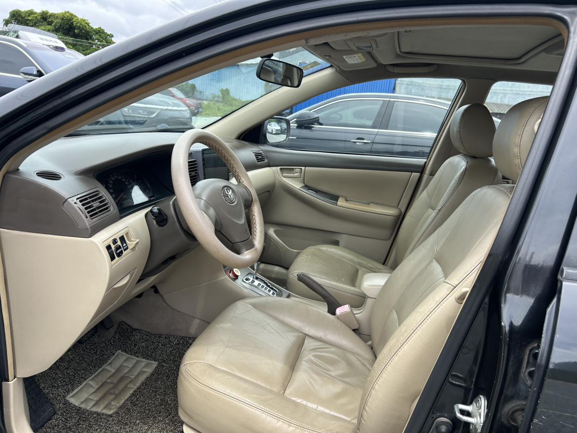 Toyota Corolla 2011 thumb 5