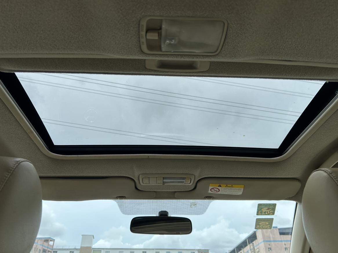 Toyota Corolla 2011 thumb 7