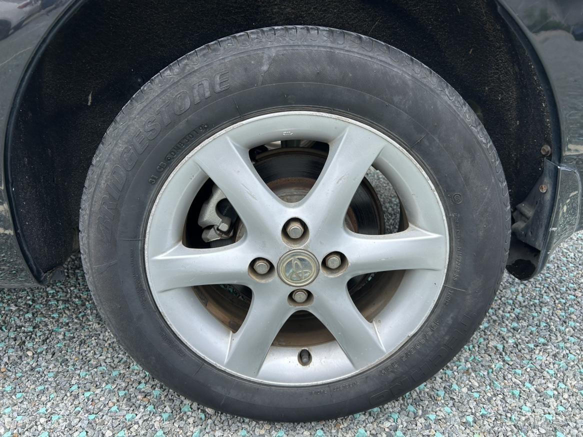 Toyota Corolla 2011 thumb 11