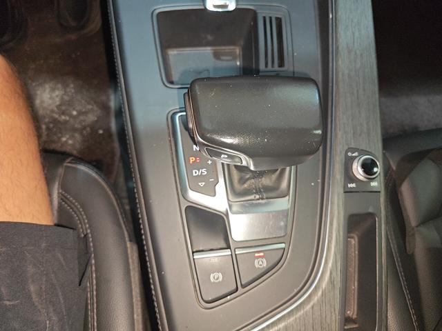 Audi A4 2022 thumb 7