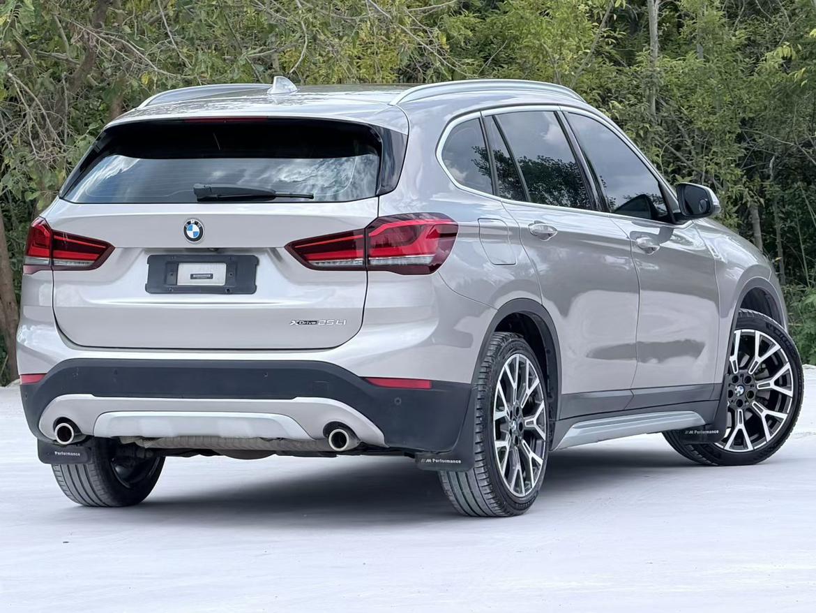 BMW X1 2021 thumb 3