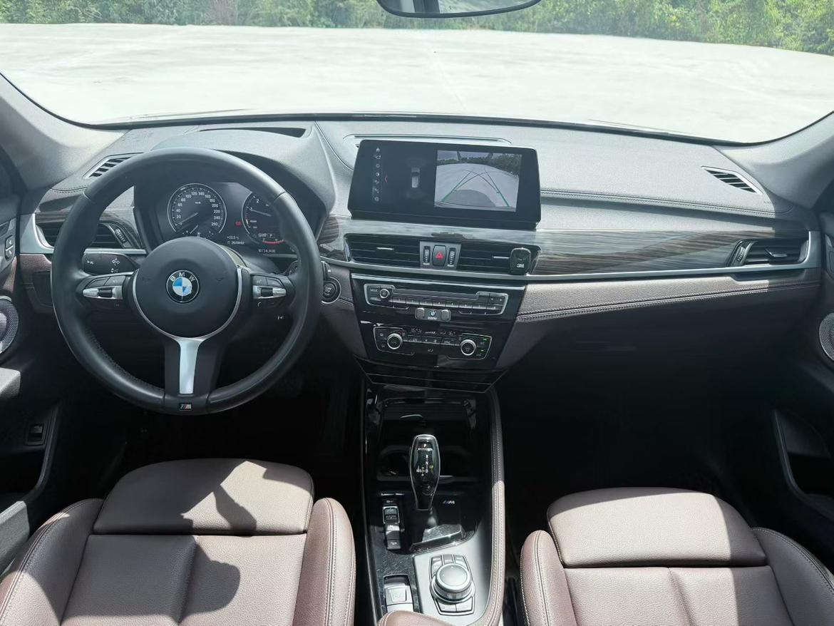 BMW X1 2021 thumb 4