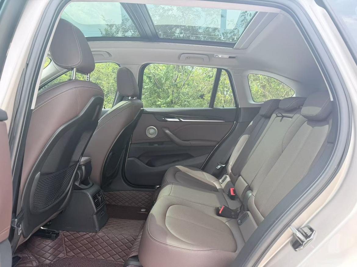 BMW X1 2021 thumb 7