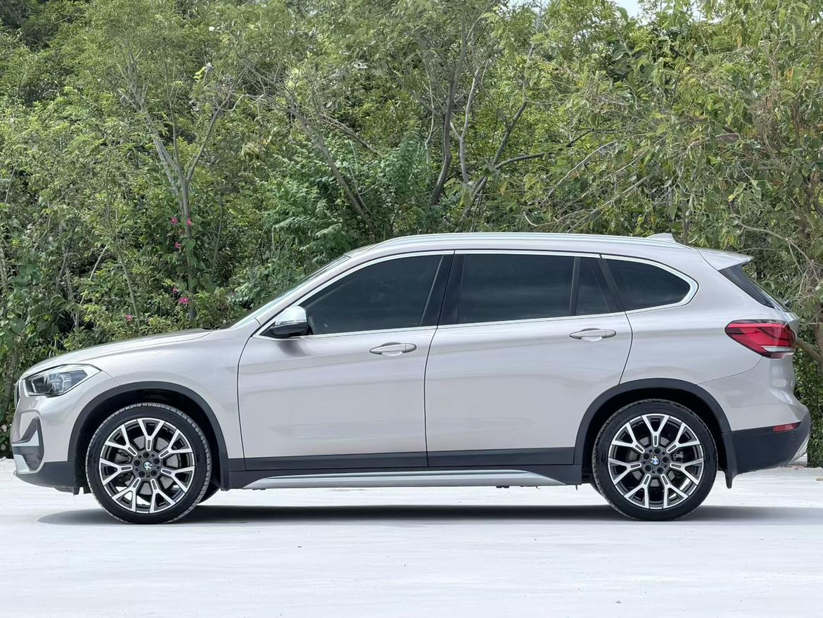 BMW X1 2021 thumb 10
