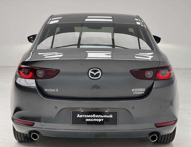 Mazda 3 2022 thumb 4