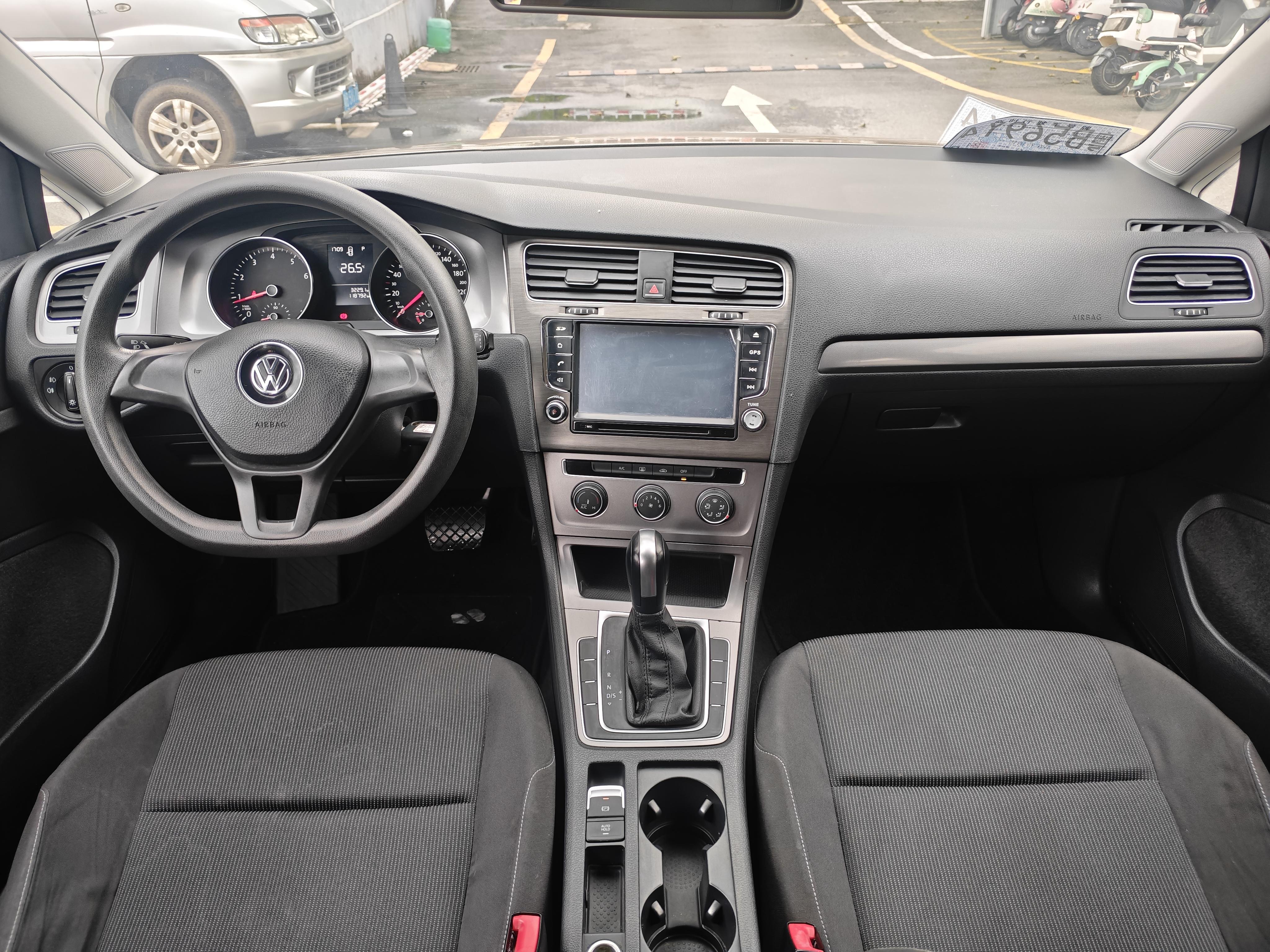 Volkswagen Golf Sportsvan 2015 thumb 7