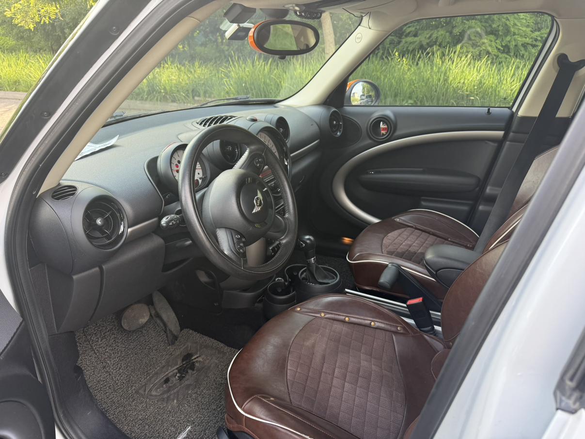 Mini Countryman 2011 thumb 8