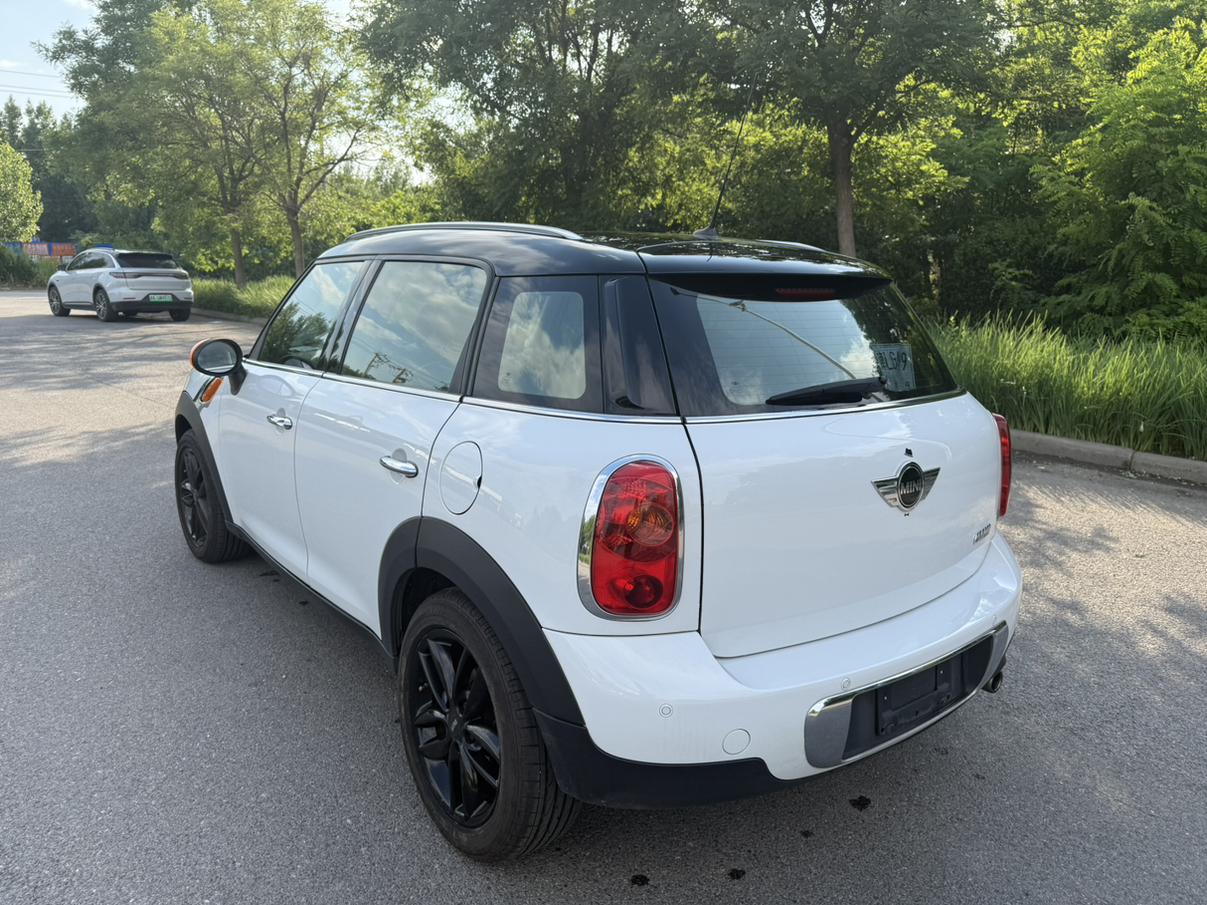 Mini Countryman 2011 thumb 12