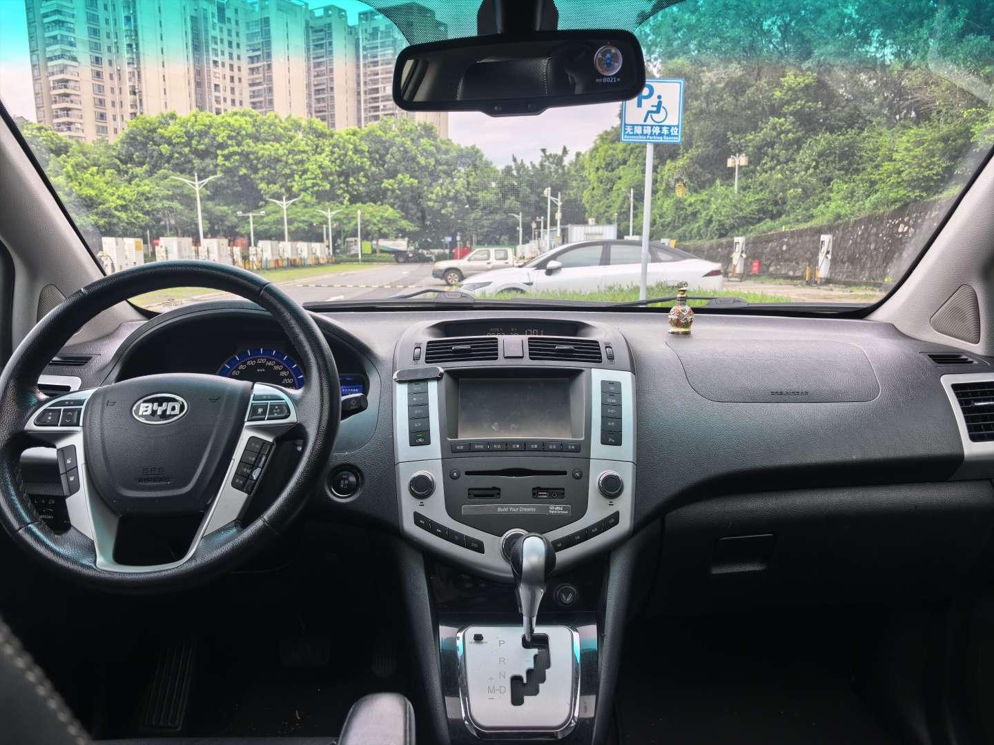 BYD S6 2013 thumb 9