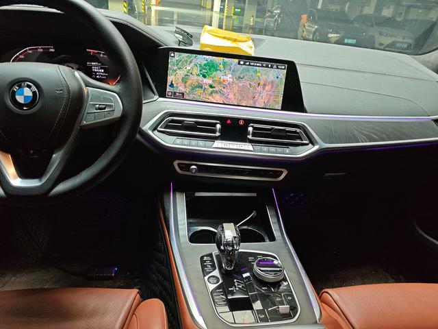 BMW X7 2020 thumb 6