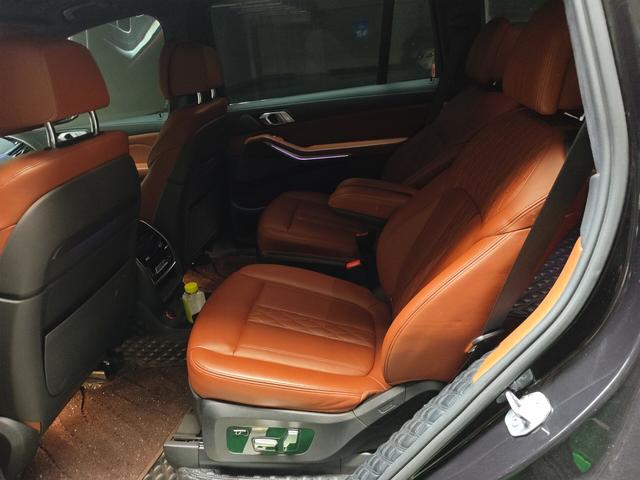 BMW X7 2020 thumb 10