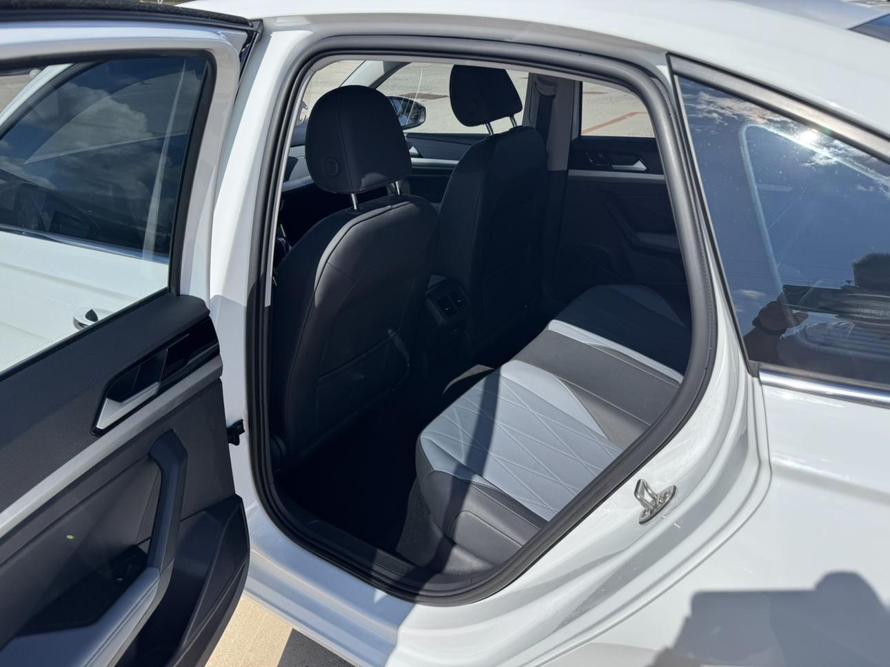 Volkswagen Lavida XR 2023 thumb 11