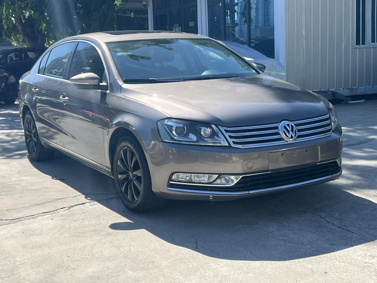 Volkswagen Magotan 2015 thumb 11