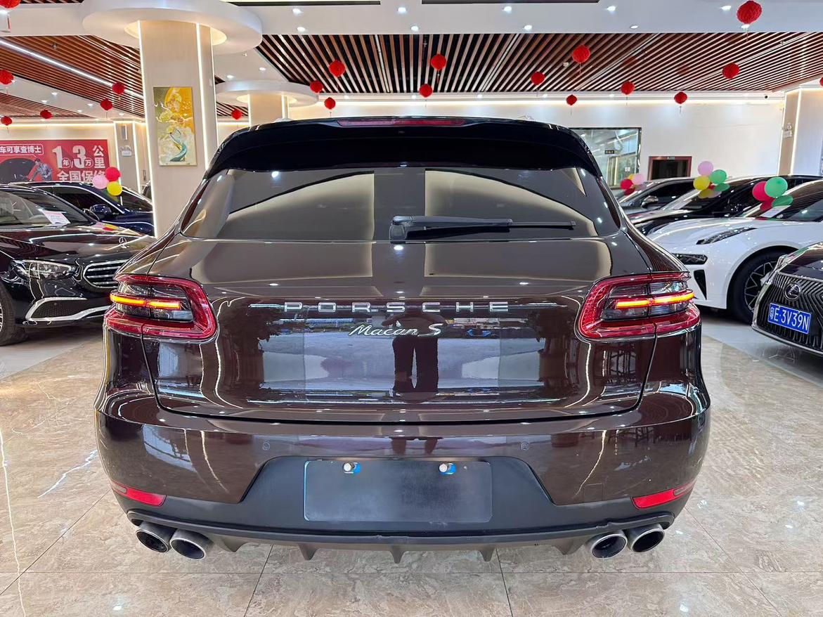 Porsche Macan 2014 thumb 3