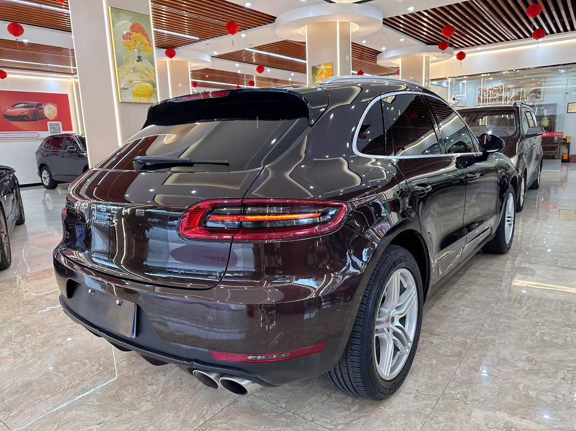Porsche Macan 2014 thumb 4