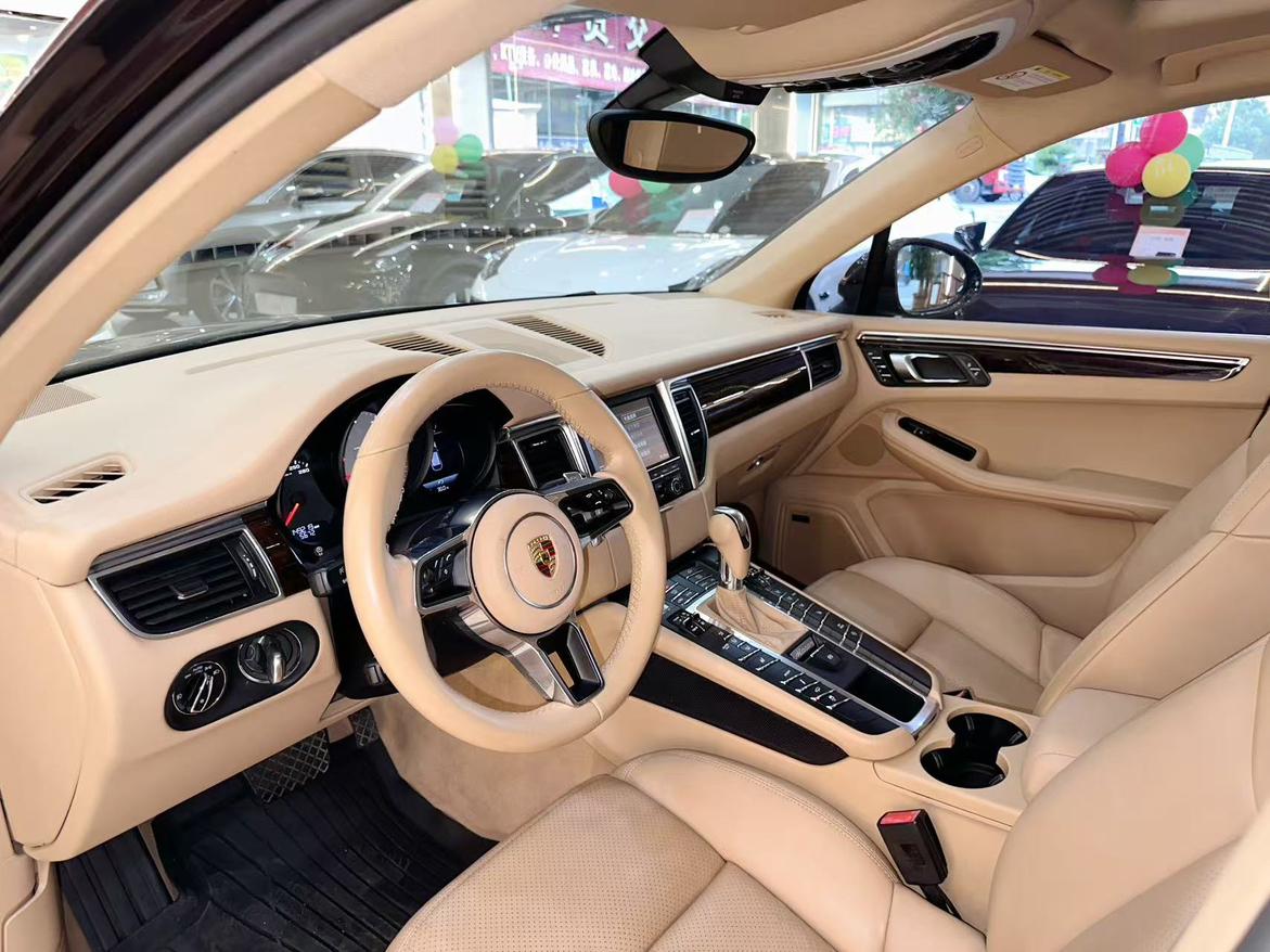 Porsche Macan 2014 thumb 11