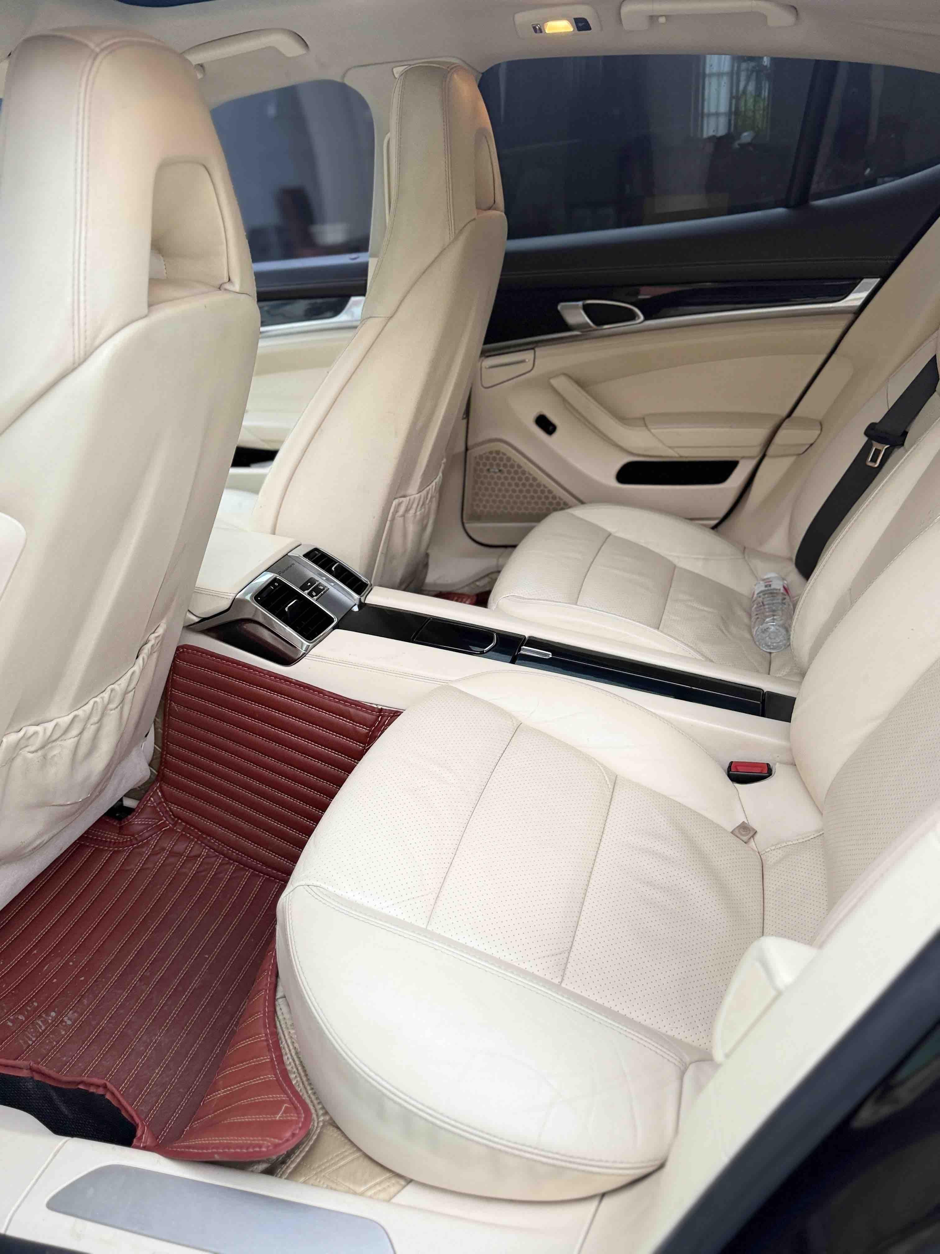 Porsche Panamera 2010 thumb 7