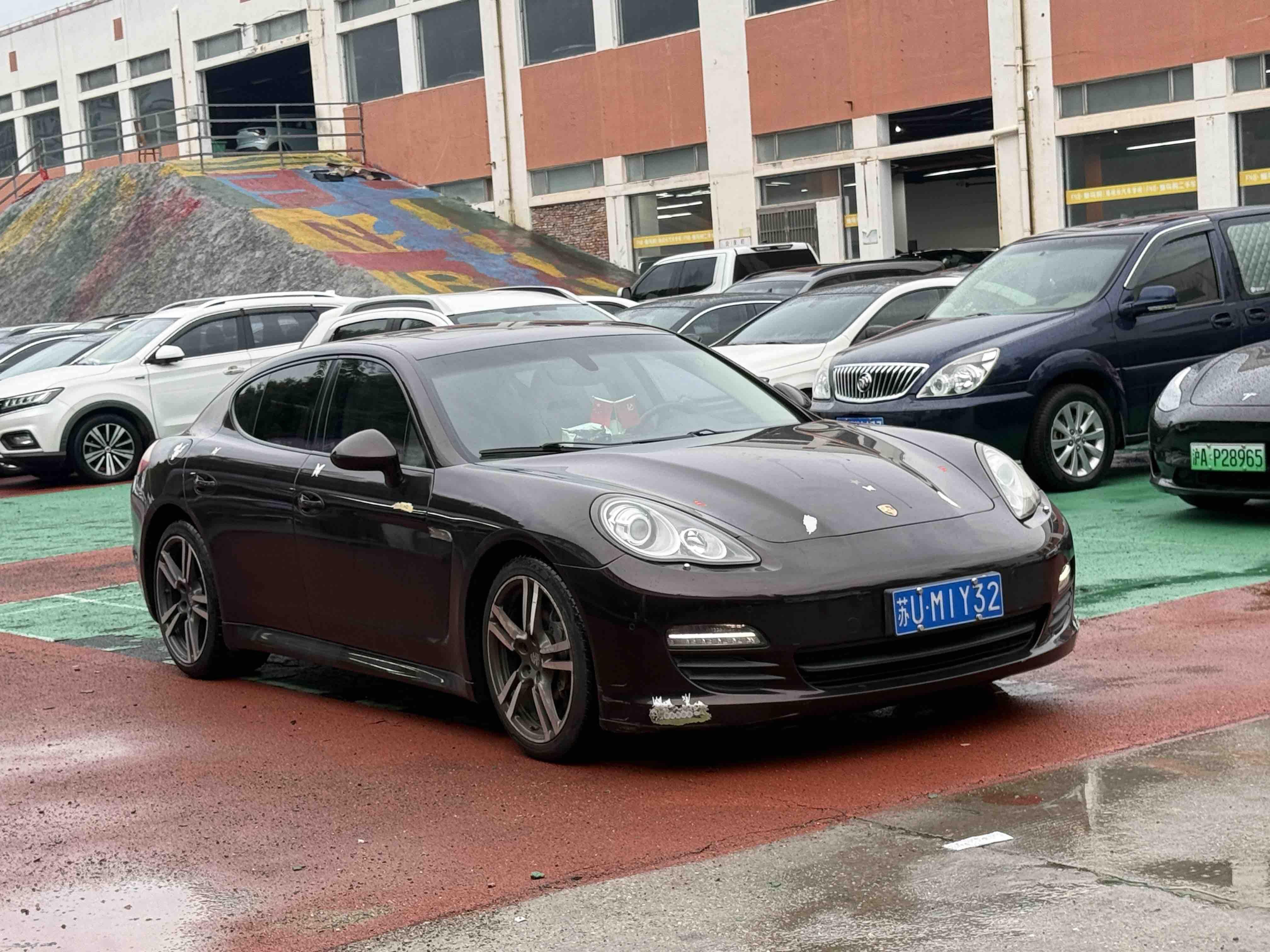 Porsche Panamera 2010 thumb 10
