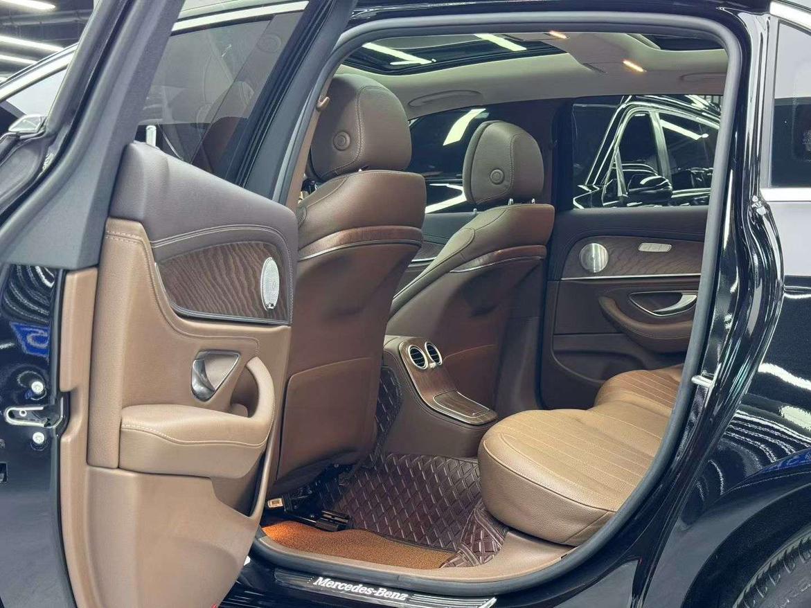 Mercedes-Benz E-Класс 2023 thumb 7