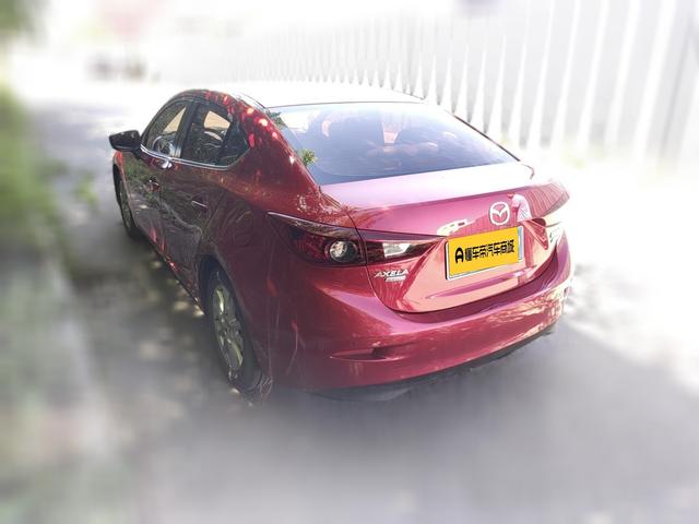 Mazda 3 2017 thumb 2