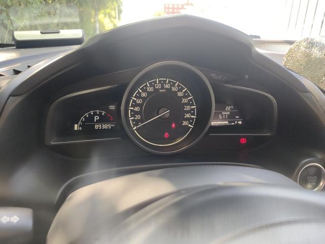 Mazda 3 2017 thumb 4