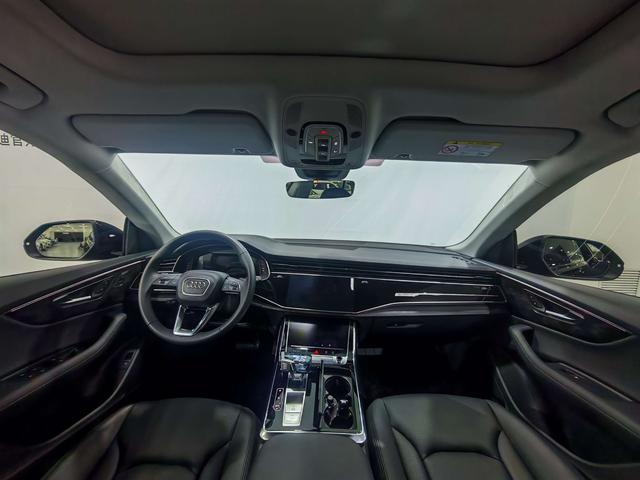 Audi Q8 2024 thumb 5