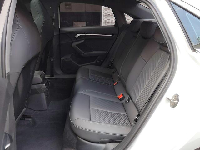 Audi A3 2021 thumb 10
