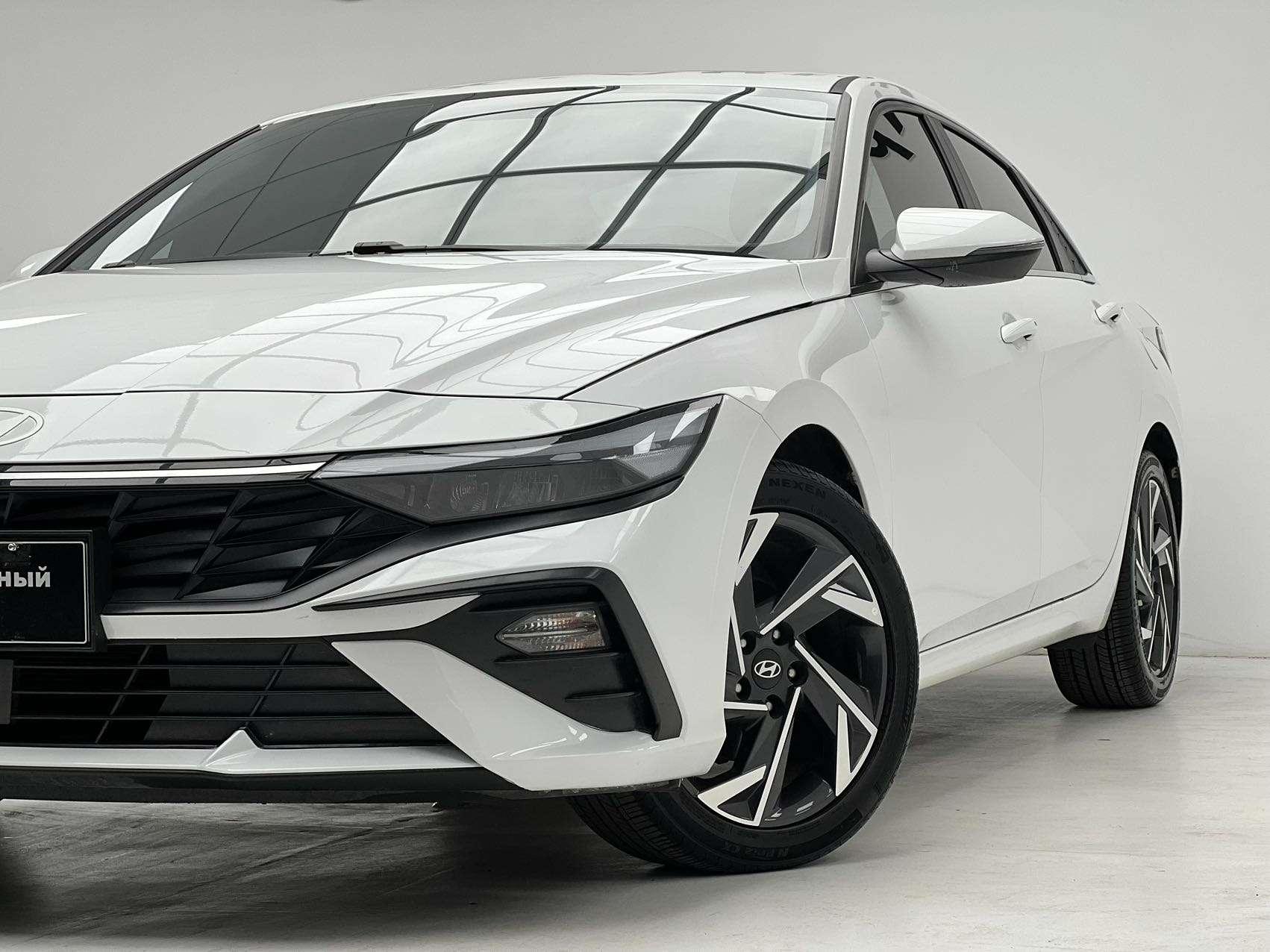 Hyundai Elantra 2023 thumb 5