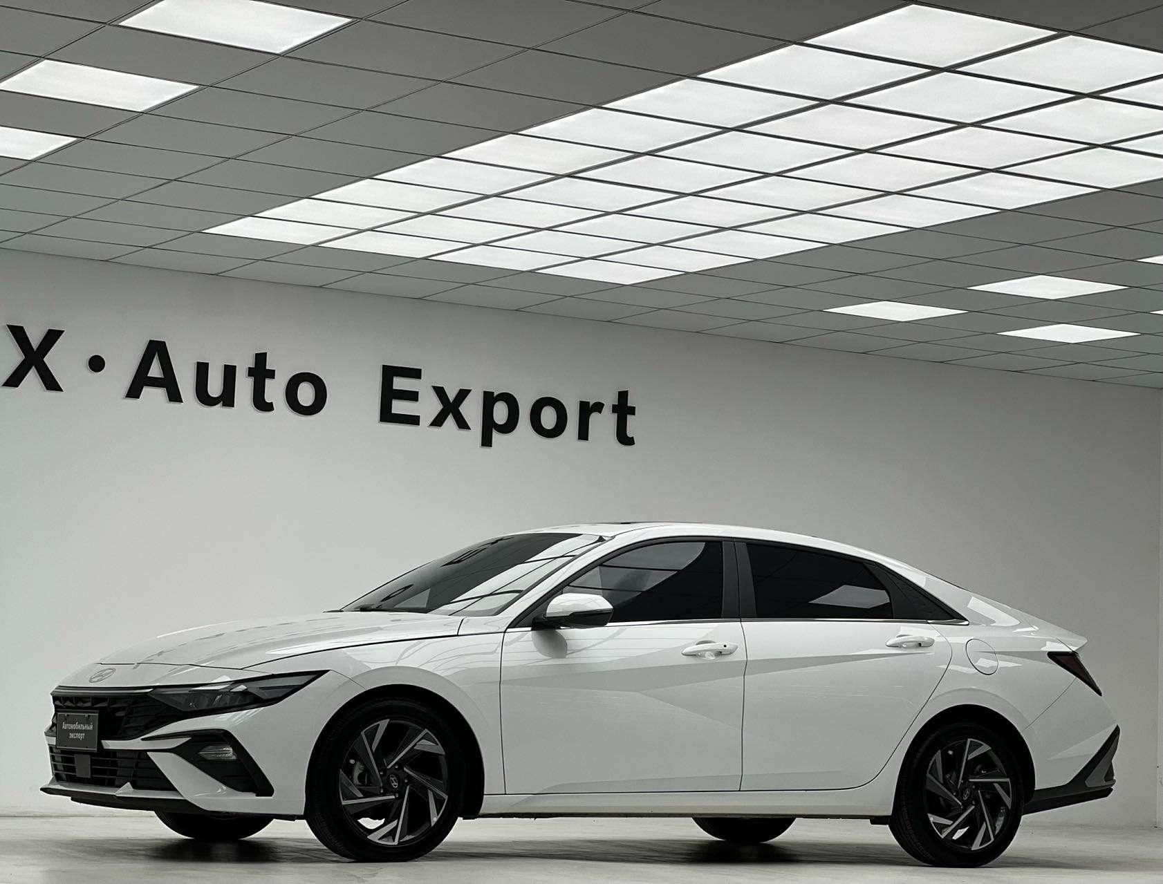 Hyundai Elantra 2023 thumb 6