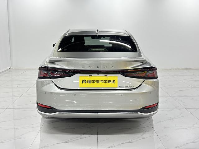 Lexus ES 2025 thumb 4