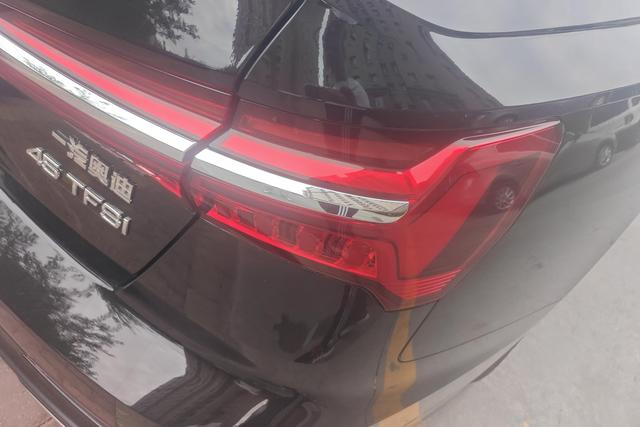 Audi A6 2021 thumb 4