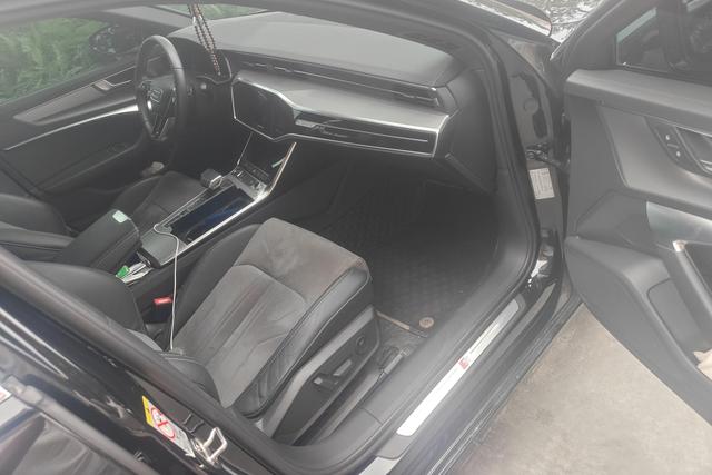 Audi A6 2021 thumb 9