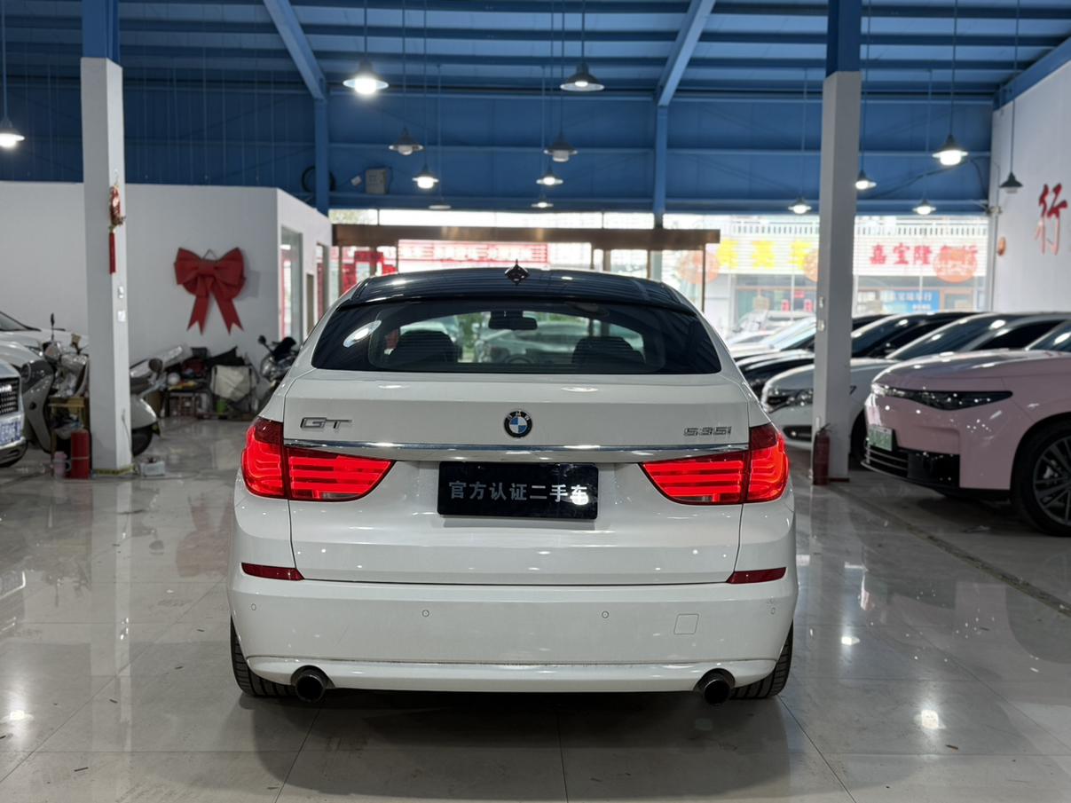 BMW 5 серии 2011 thumb 3