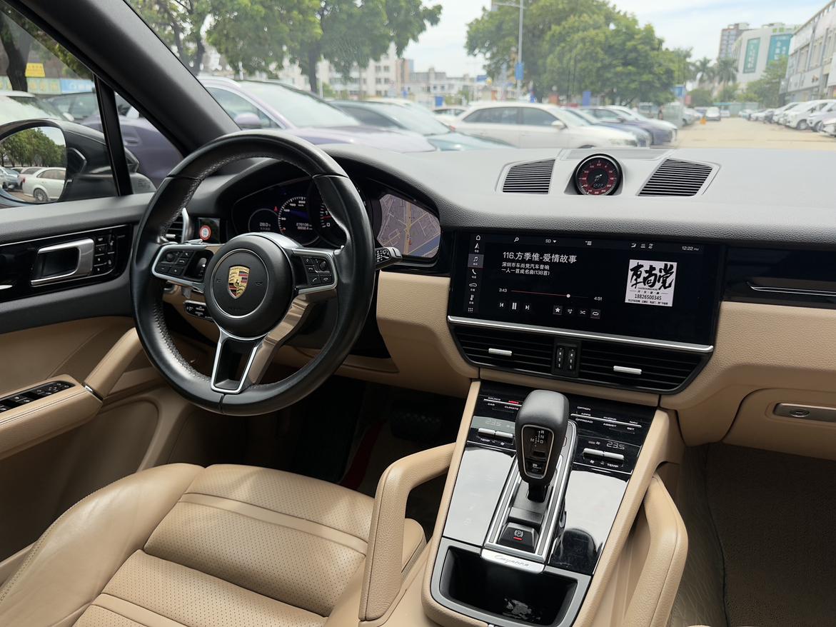 Porsche Cayenne 2018 thumb 9