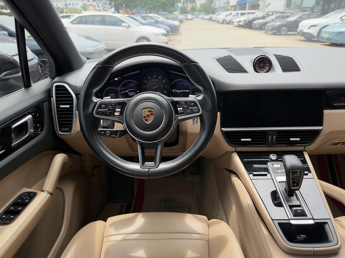 Porsche Cayenne 2018 thumb 11