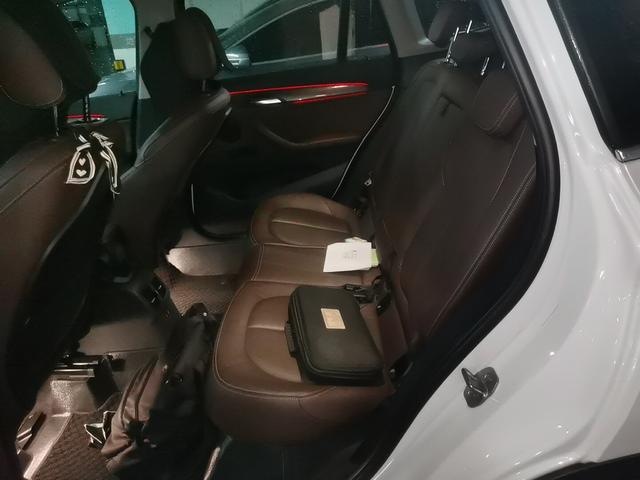 BMW X1 2019 thumb 10