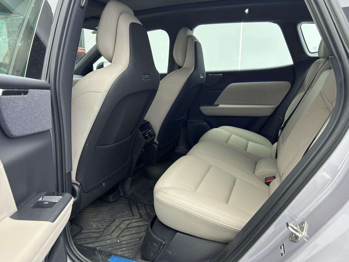 Volvo XC70 2026 thumb 10