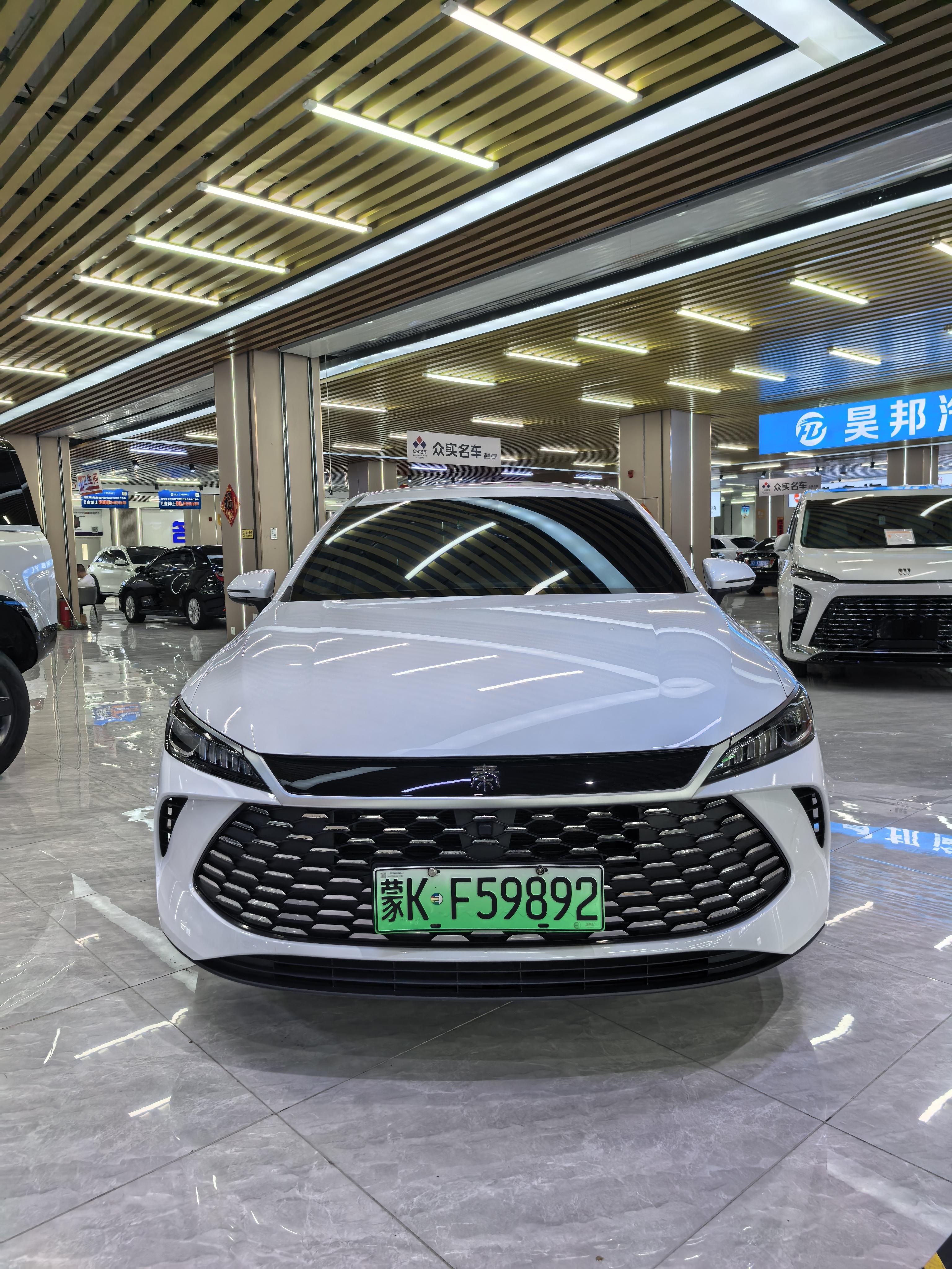 BYD Qin 2025 thumb 10