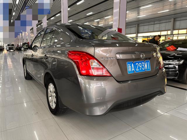 Nissan Sunny 2015 thumb 2