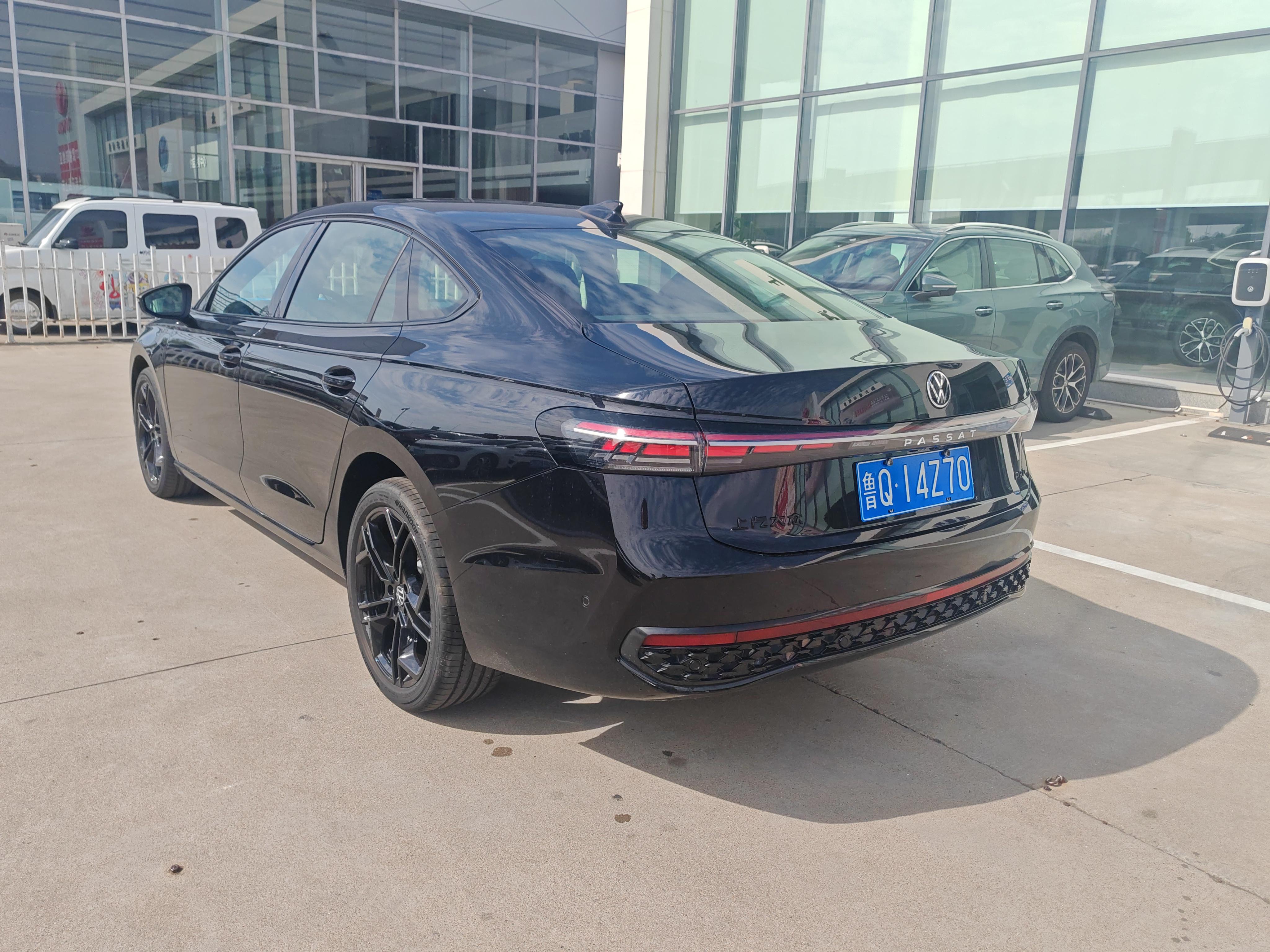 Volkswagen Passat (North America and China) 2026 thumb 2